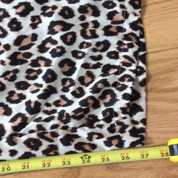 L LOFT Leopard satin notch collar pajama set - Picture 12 of 16